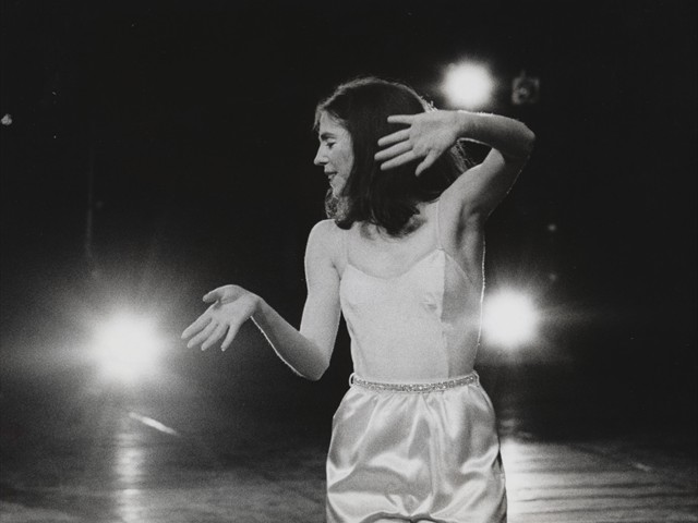 Photo:  Lois Greenfield<br/>Composer/Choreographer <br/>LAURA DEAN in<br/>'SPIRAL' 1977