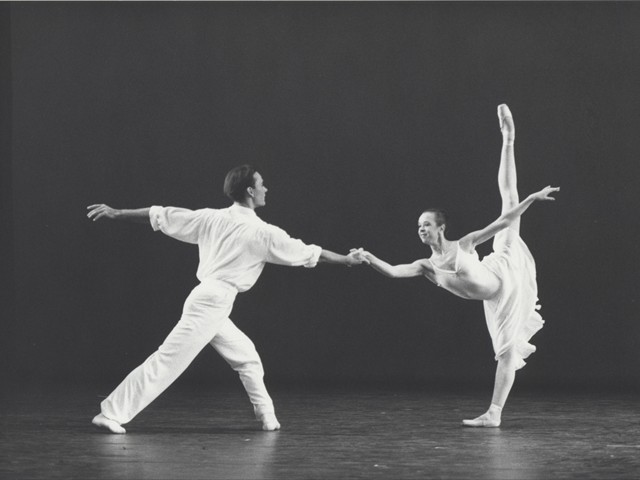 Photo:  David Amzailag<br/>The Royal Danish Ballet<br/>'DELTA' 1990<br/>Choreography: Laura Dean<br/>Music: Gary Brooker